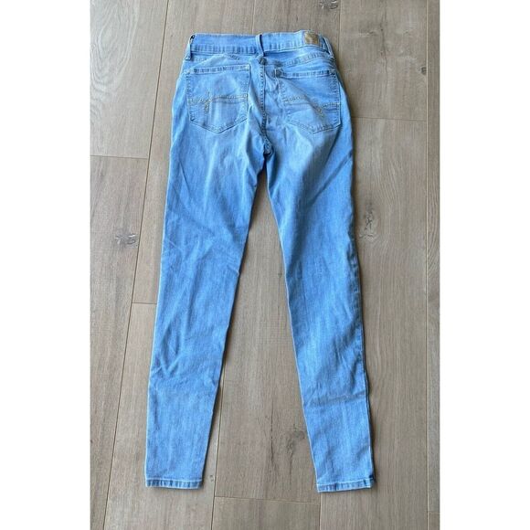 Women's Levi's Denizen High Rise Jegging Crop size 5 W27 Light Wash Denim - Picture 2 of 7
